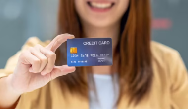 pay off 3 credit cards simultaneously